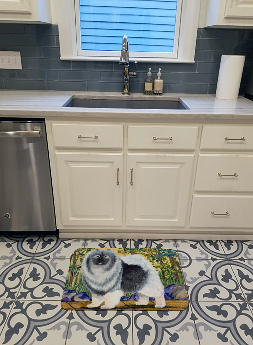 Keeshond Memory Foam Kitchen Mat Machine Washable Anti-Fatigue Cushion Comfort Bath or Kitchen Rug