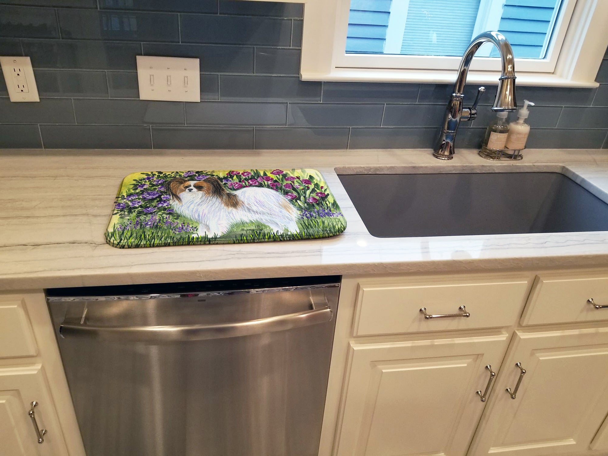 Papillon Dish Drying Mat Absorbent Dish Drying Mat Pad for Kitchen Counter Dish Drainer Mat for Countertop, 14 x 21", Multicolor