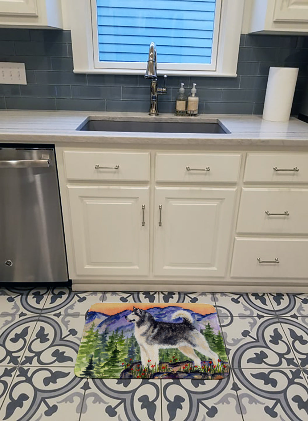 Alaskan Malamute Memory Foam Kitchen Mat Machine Washable Anti-Fatigue Cushion Comfort Bath or Kitchen Rug
