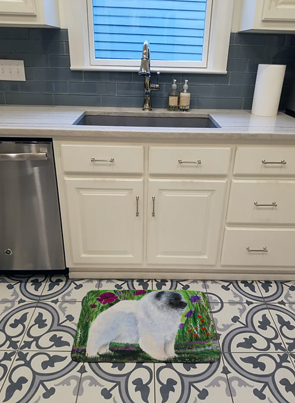 Keeshond Memory Foam Kitchen Mat Machine Washable Anti-Fatigue Cushion Comfort Bath or Kitchen Rug