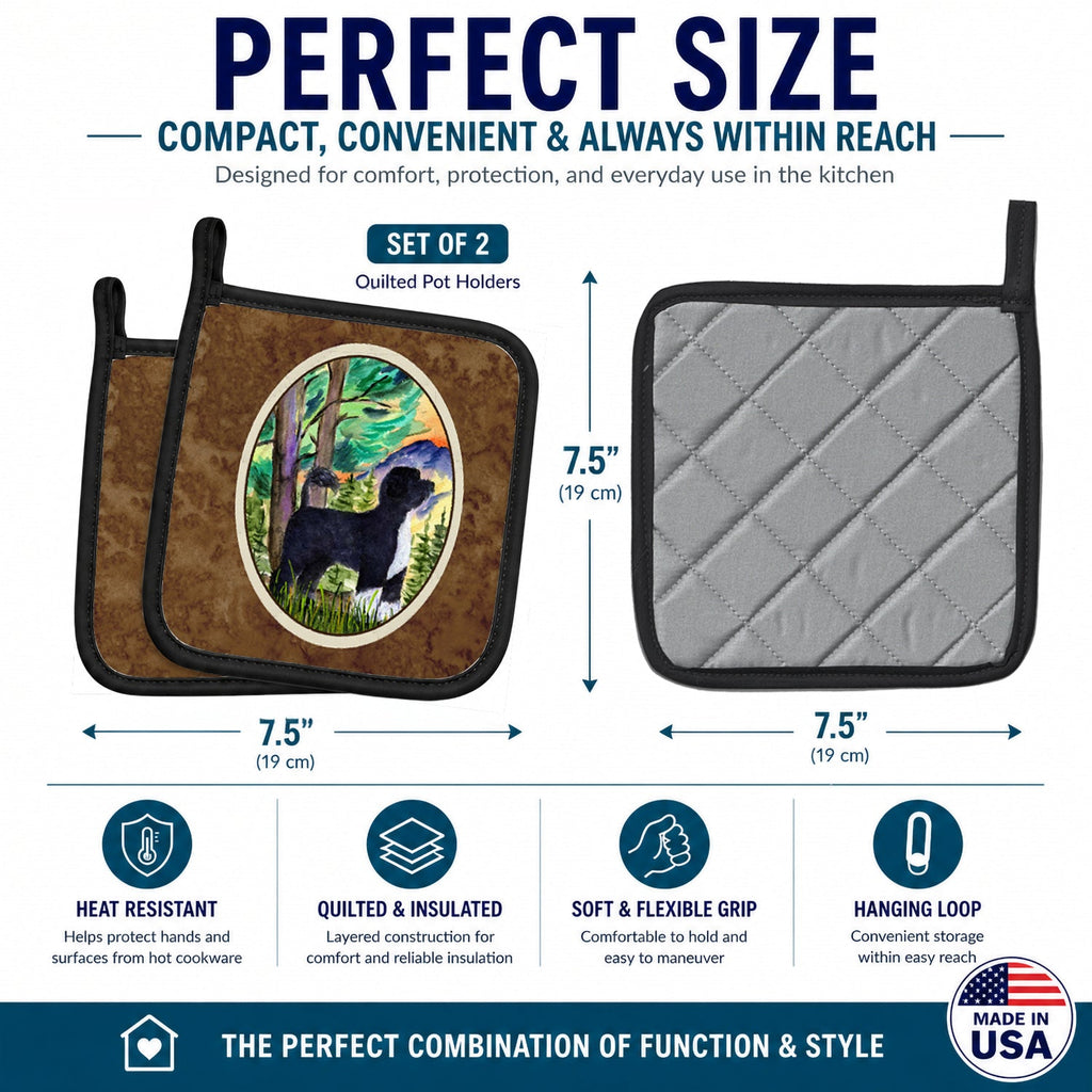 Portuguese Water Dog Pot Holder Set of 2 Heat Resistant Quilted Hot Pads 7.5 x 7.5 Inch, Insulated Kitchen Trivets for Cooking & Baking