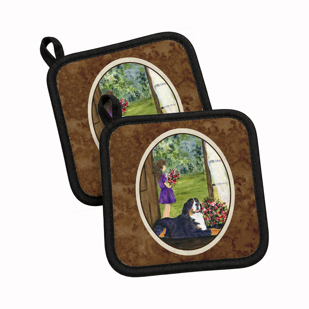 Little Girl with her Bernese Mountain Dog Pot Holder Set of 2 Heat Resistant Quilted Hot Pads 7.5 x 7.5 Inch, Insulated Kitchen Trivets for Cooking & Baking