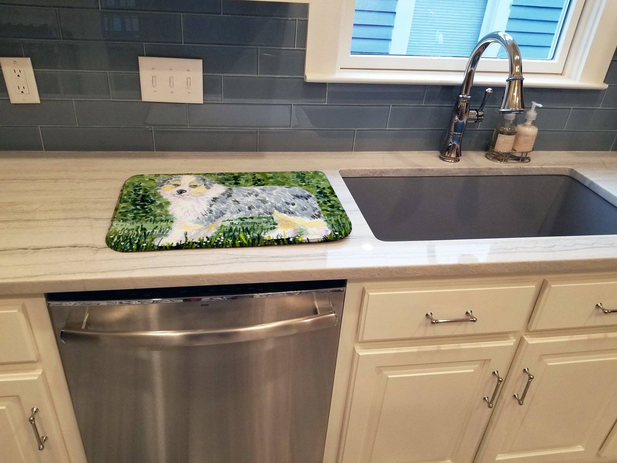 Australian Shepherd Dish Drying Mat Absorbent Dish Drying Mat Pad for Kitchen Counter Dish Drainer Mat for Countertop, 14 x 21", Multicolor