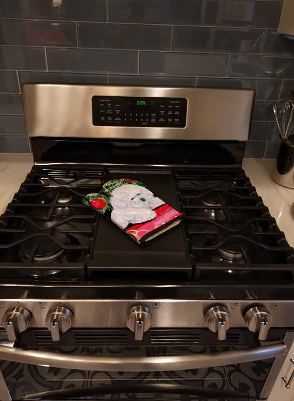 Christmas Tree with  Bichon Frise Oven Mitt Heat Resistant Thick Oven Mitt for Hot Pans and Oven, Kitchen Mitt Protect Hands, Cooking Baking Glove