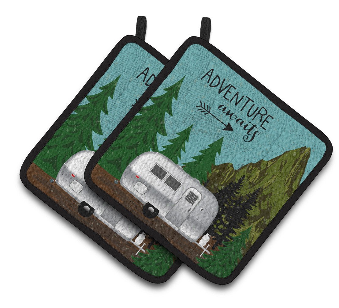 Airstream Camper Adventure Awaits Pot Holder Set of 2 Heat Resistant Quilted Hot Pads 7.5 x 7.5 Inch, Insulated Kitchen Trivets for Cooking & Baking