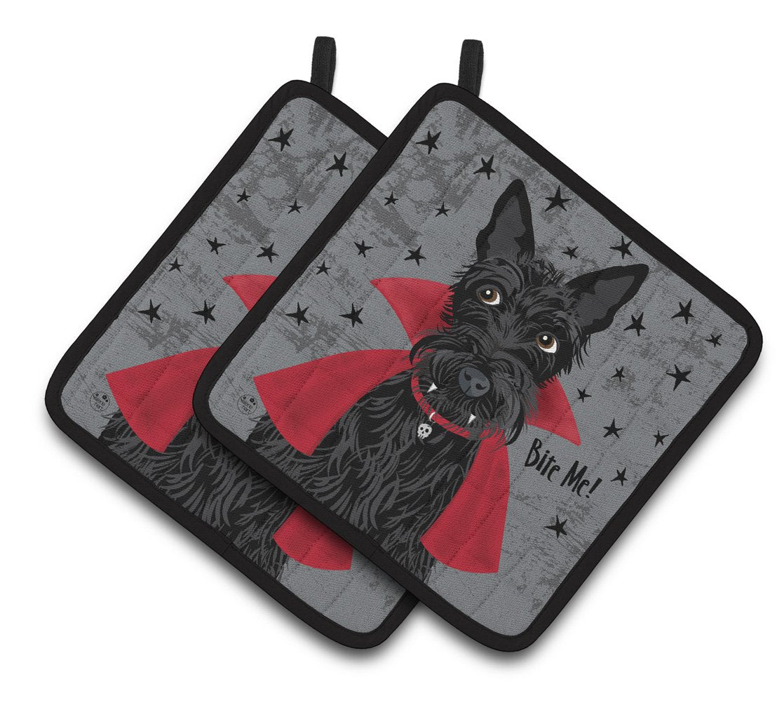 Halloween Vampire Scottie Pot Holder Set of 2 Heat Resistant Quilted Hot Pads 7.5 x 7.5 Inch, Insulated Kitchen Trivets for Cooking & Baking