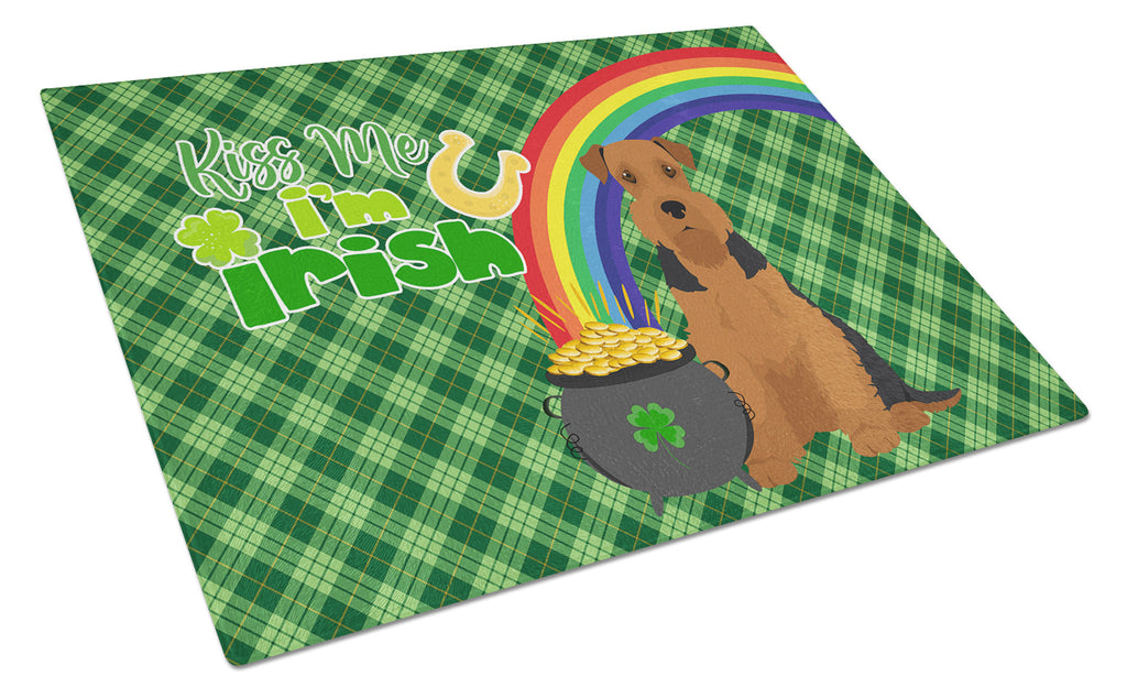 Black and Tan Airedale Terrier St. Patrick's Day Cutting Board Tempered Glass Kitchen Cutting Surface, Heat Resistant Chopping, Non-Slip Feet, Food Prep & Serving
