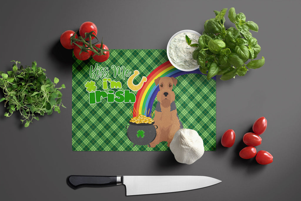 Grizzle and Tan Airedale Terrier St. Patrick's Day Cutting Board Tempered Glass Kitchen Cutting Surface, Heat Resistant Chopping, Non-Slip Feet, Food Prep & Serving