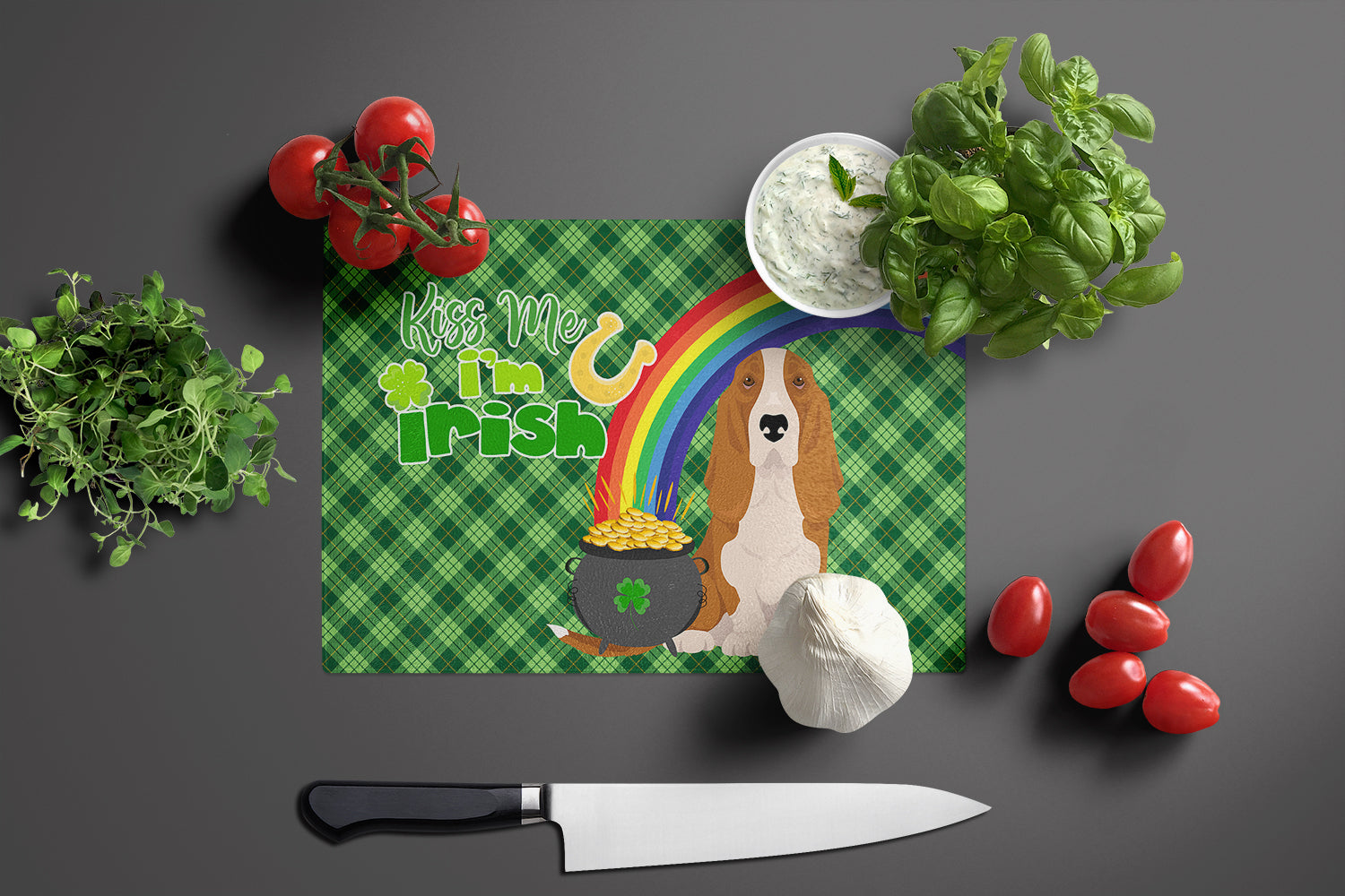 Red and White Tricolor Basset Hound St. Patrick's Day Cutting Board Tempered Glass Kitchen Cutting Surface, Heat Resistant Chopping, Non-Slip Feet, Food Prep & Serving