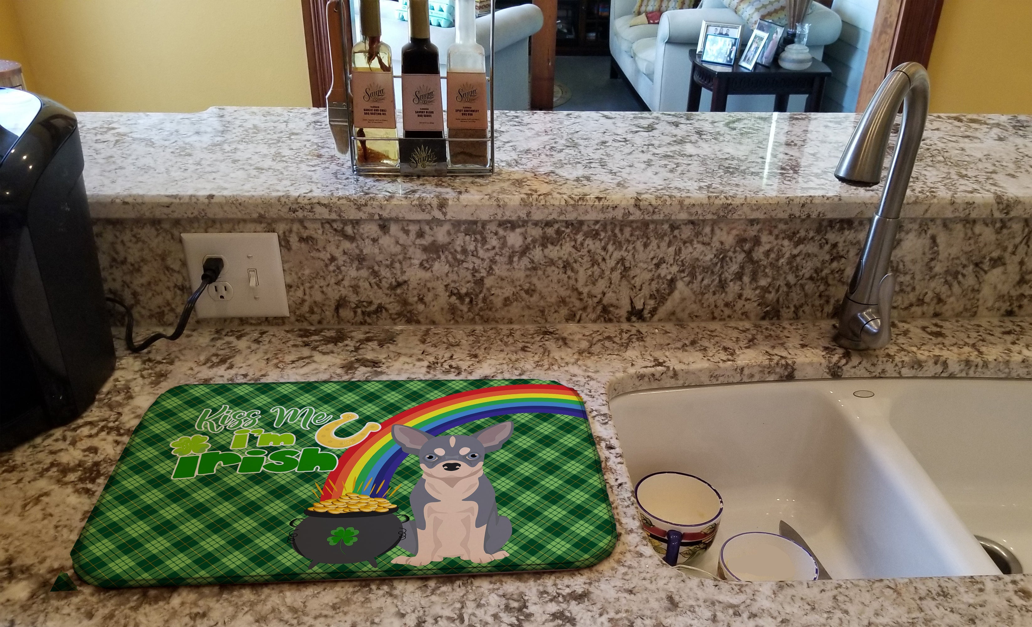 Blue and White Chihuahua St. Patrick's Day Dish Drying Mat Absorbent Dish Drying Mat Pad for Kitchen Counter Dish Drainer Mat for Countertop, 14 x 21", Multicolor