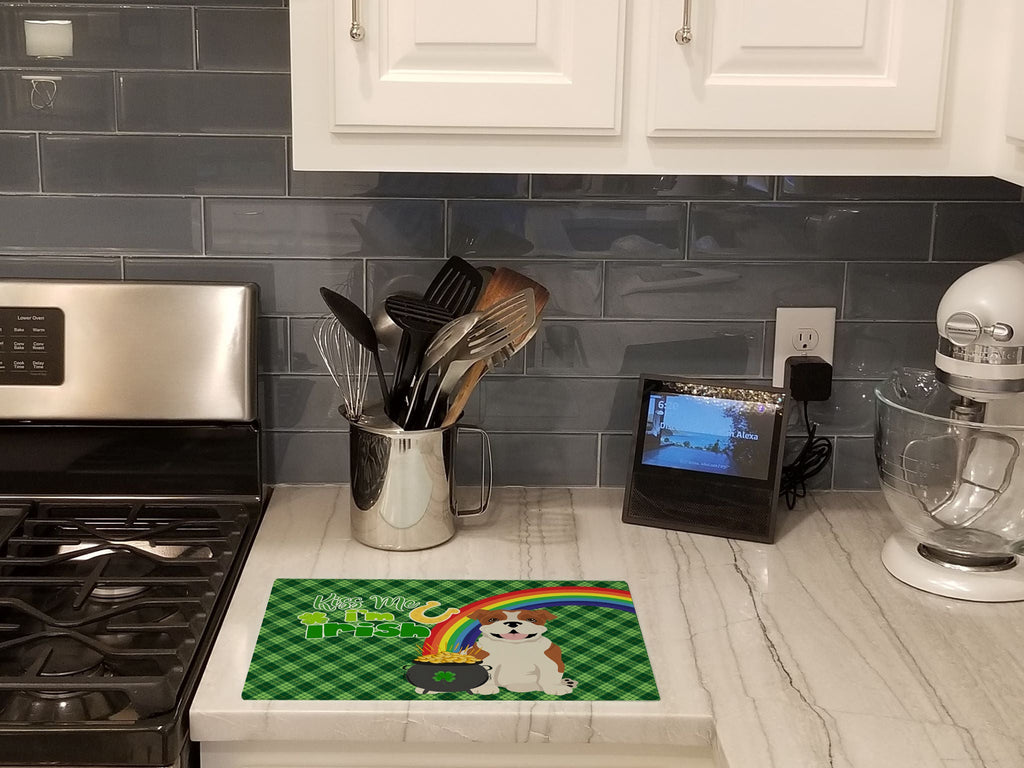 Red English Bulldog St. Patrick's Day Cutting Board Tempered Glass Kitchen Cutting Surface, Heat Resistant Chopping, Non-Slip Feet, Food Prep & Serving