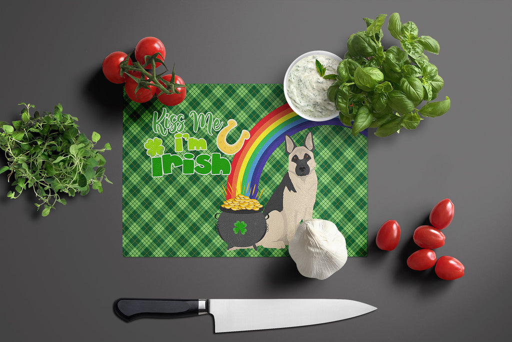 Black and Silver German Shepherd St. Patrick's Day Cutting Board Tempered Glass Kitchen Cutting Surface, Heat Resistant Chopping, Non-Slip Feet, Food Prep & Serving