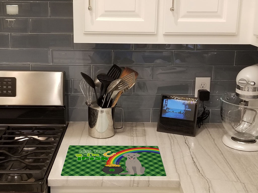Gray Labrador Retriever St. Patrick's Day Cutting Board Tempered Glass Kitchen Cutting Surface, Heat Resistant Chopping, Non-Slip Feet, Food Prep & Serving
