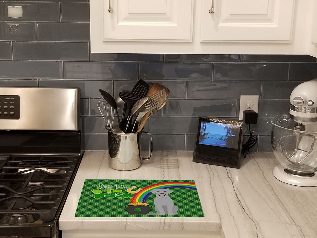 Silver Labrador Retriever St. Patrick's Day Cutting Board Tempered Glass Kitchen Cutting Surface, Heat Resistant Chopping, Non-Slip Feet, Food Prep & Serving