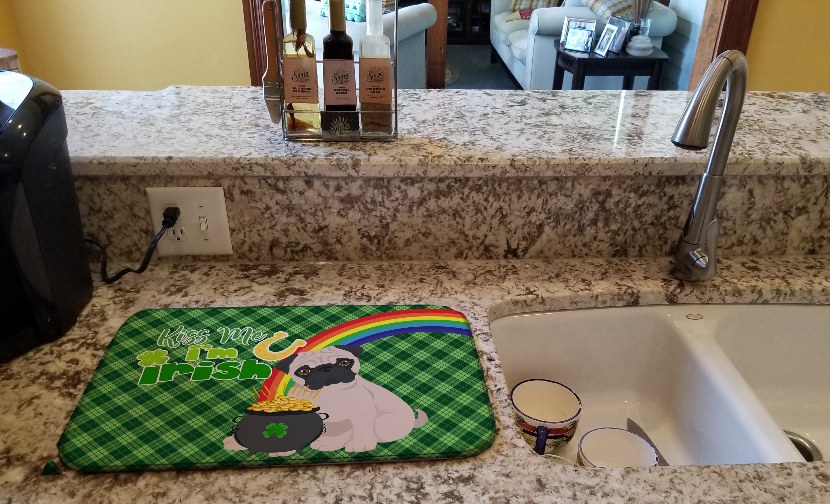Fawn Pug St. Patrick's Day Dish Drying Mat Absorbent Dish Drying Mat Pad for Kitchen Counter Dish Drainer Mat for Countertop, 14 x 21", Multicolor